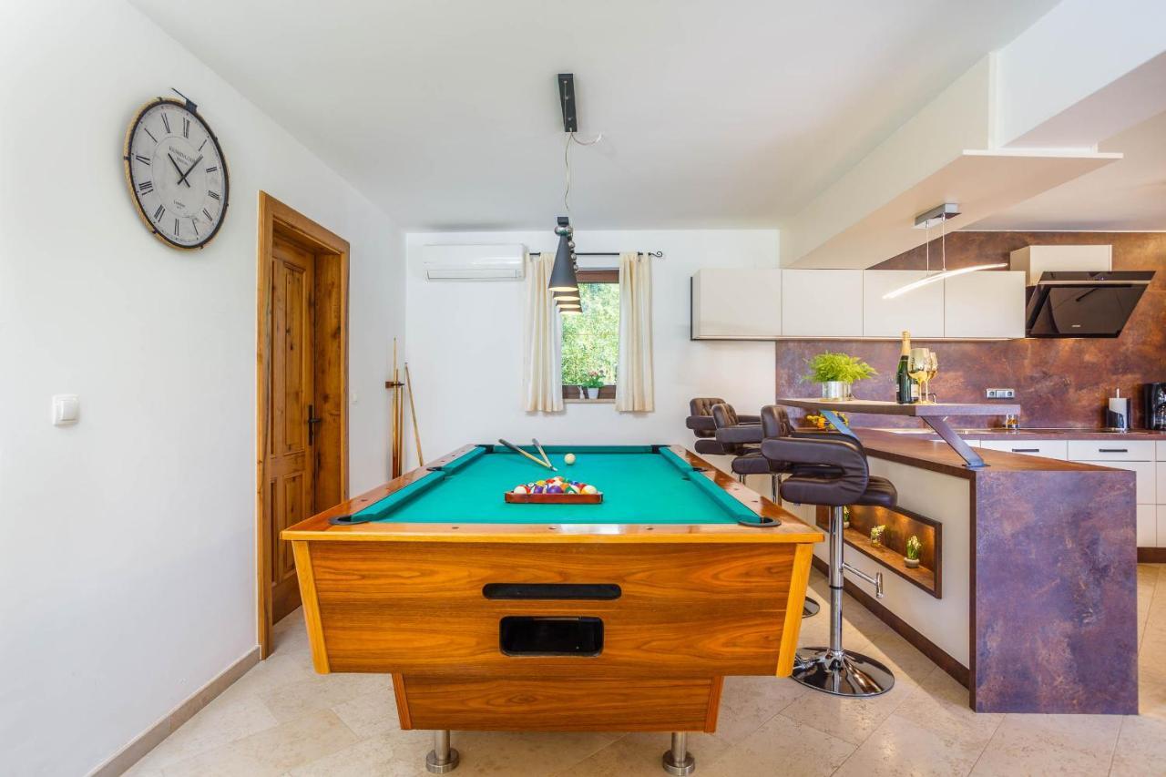 Villa Kamenica Kras Exteriör bild